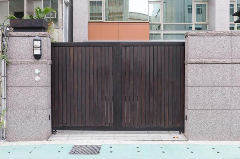 Comment r&eacute;ussir votre installation de portail &agrave; PONT-A-MOUSSON ?